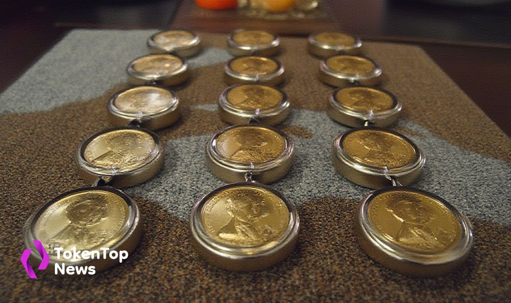 Trump Hosts Dinner for Top $TRUMP Coin Holders